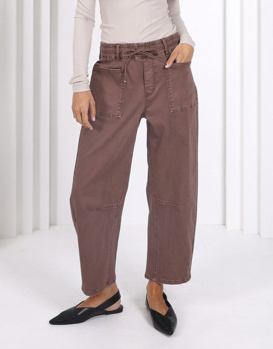 Leo Barrel Jeans - Chocolate