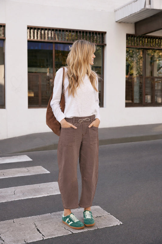Leo Barrel Jeans - Chocolate