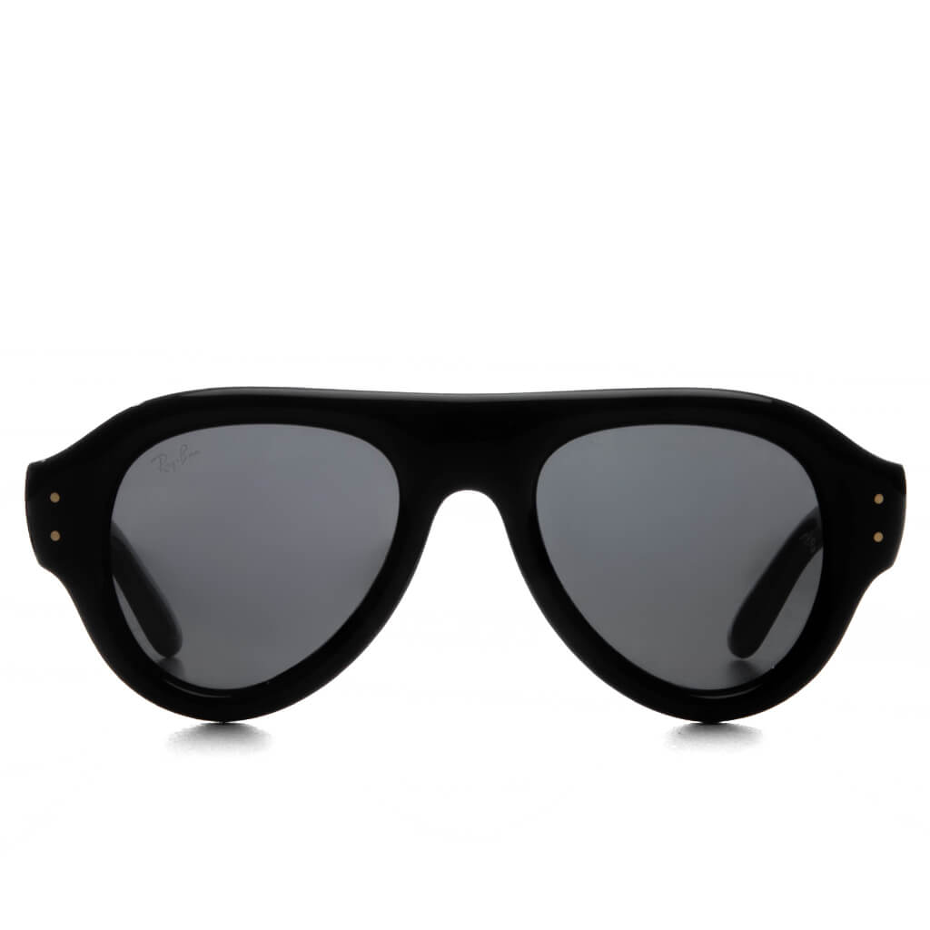 Aviator Puffer - Black Frame/Dark Grey Lens