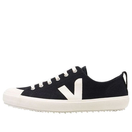 VEJA Nova Canvas 'Black Pierre' NA011397